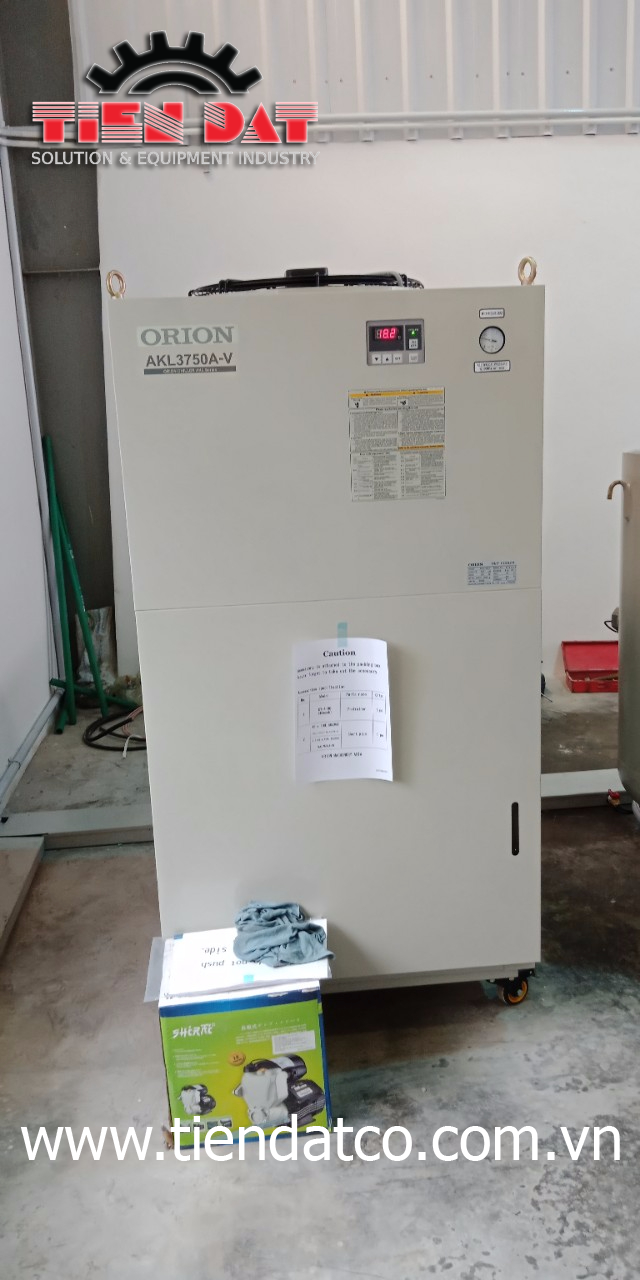 MÁY LÀM LẠNH NƯỚC CÓ BỒN SẴN ORION CHO MÁY CẮT TIA NƯỚC